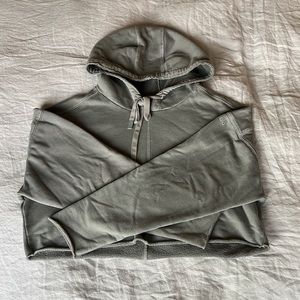 ALO yoga green/grey crop hoodie